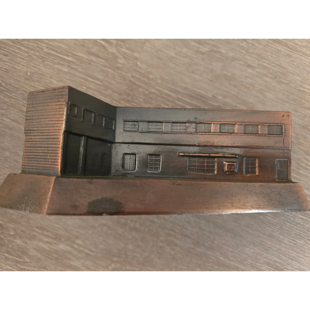 Vintage‎ First Federal Savings Loan Association Building Bank Coin Piggy Bank